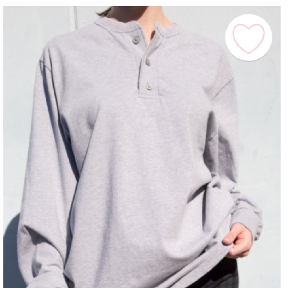 Brandy Melville Lennon Top